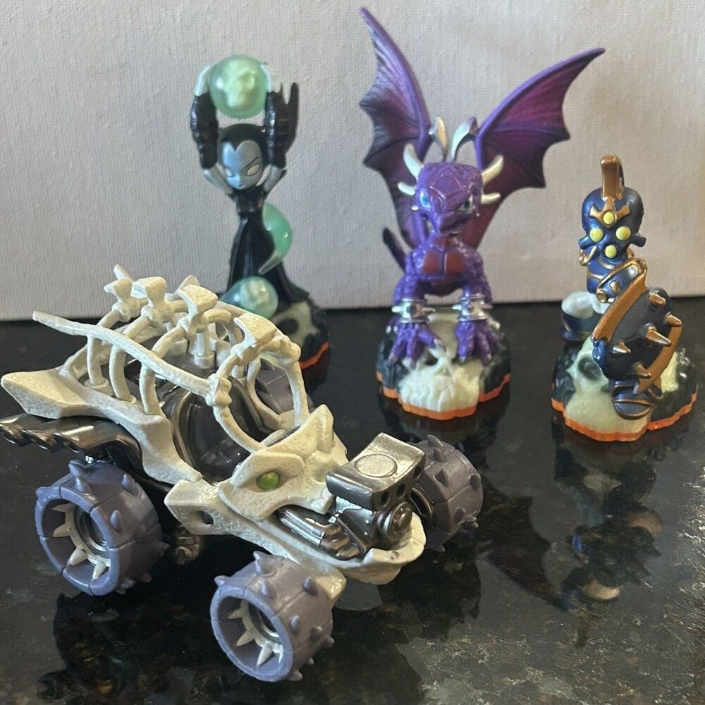 Lot of 4 Skylanders Undead: Superchargers Tomb Buggy + Cynder Chop Chop & Hex